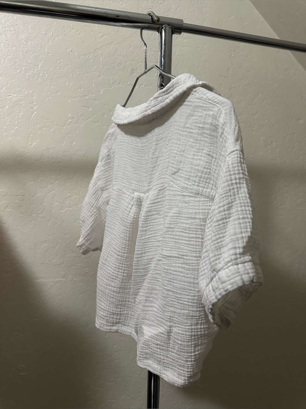 Love Notes White Crinkled Button-Up Shirt